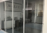 OEM ODMのブラインドのガラス オフィスのドアが付いているアルミニウム ガラス オフィスの仕切り